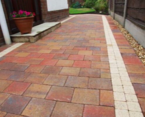 Paving coloured bricks